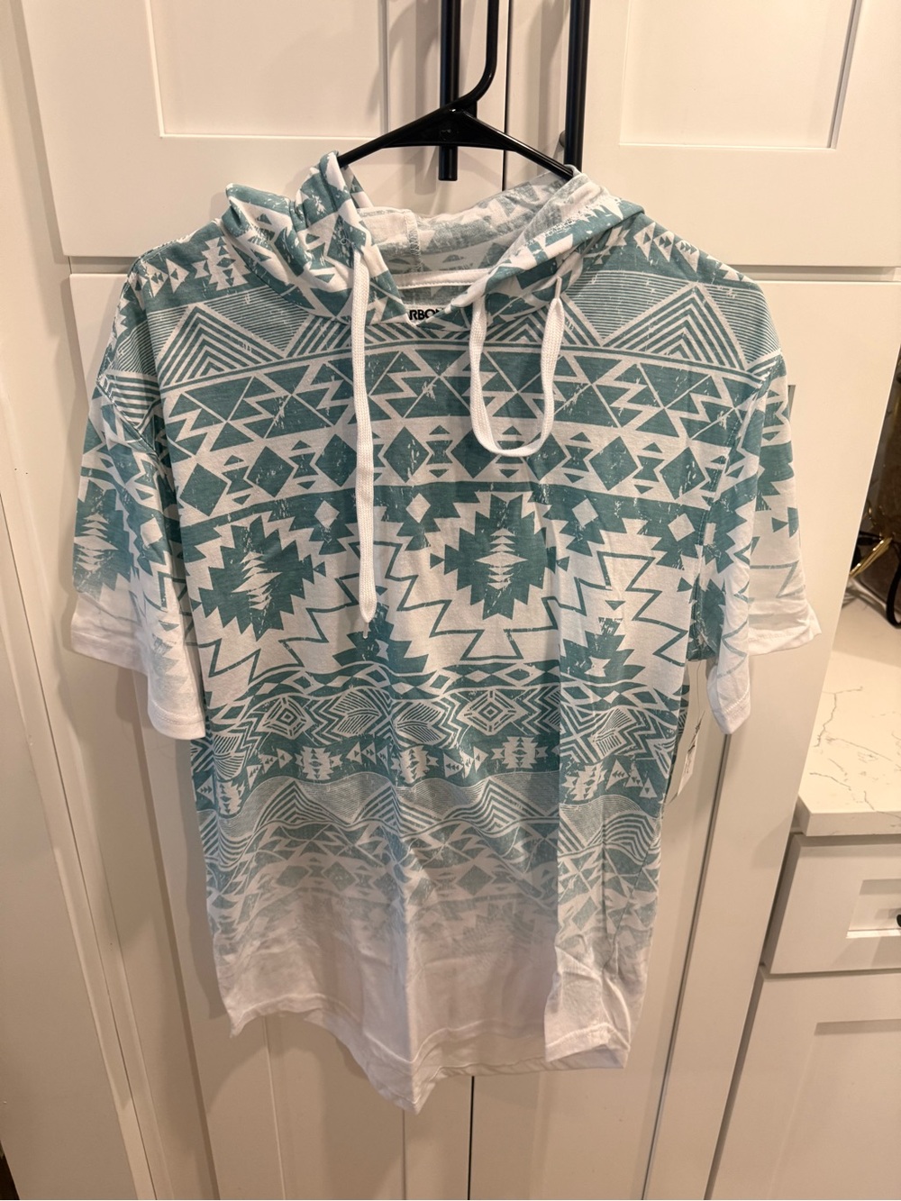 Carbon Teal and White Aztec Print Short-Sleeve Hoodie